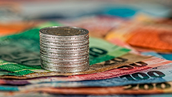 革命性突破且具有创新意义的攻击网站服务器